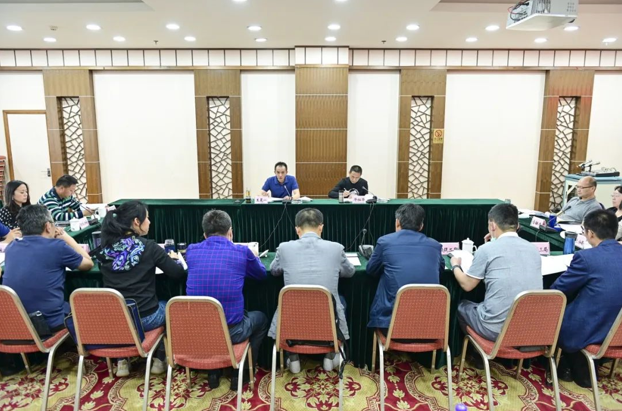 《昆明高新區(qū)“十四五”規(guī)劃》召開評(píng)審會(huì)現(xiàn)場(chǎng)一